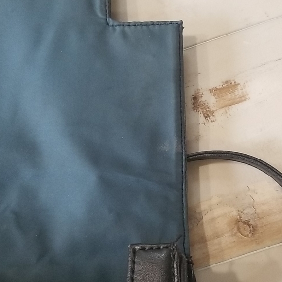 Matt & Nat Vegan leather crossbody purse - Picture 10 of 13